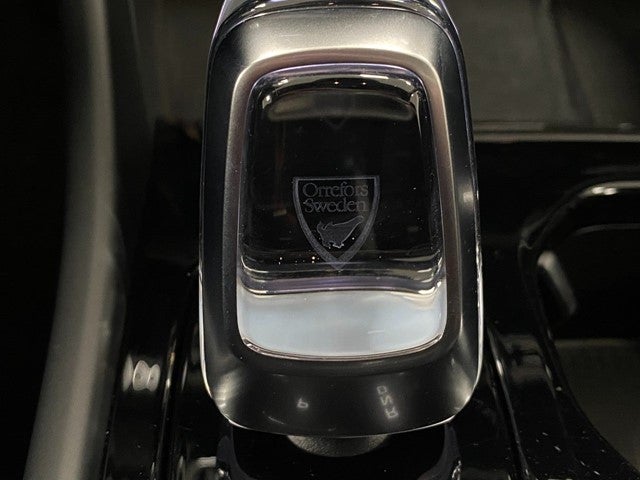 2026 Volvo XC40 B5 AWD Plus