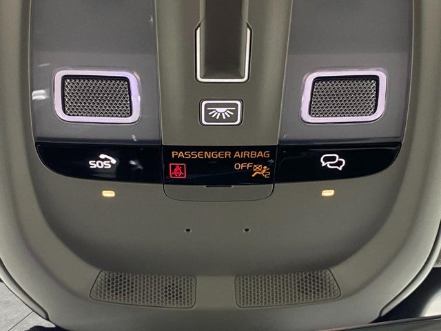 2026 Volvo XC40 B5 AWD Plus