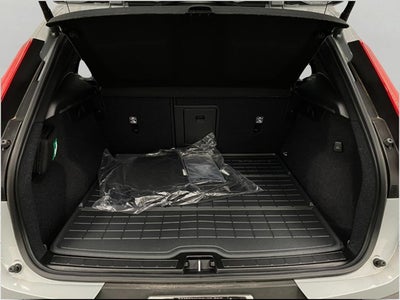 2026 Volvo XC40 B5 AWD Plus