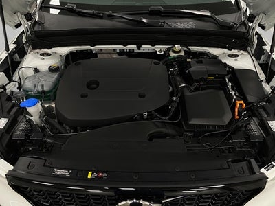2026 Volvo XC40 B5 AWD Ultra
