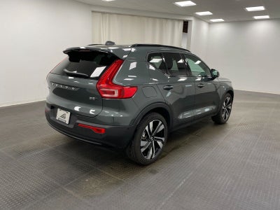2026 Volvo XC40 B5 AWD Ultra