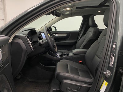 2026 Volvo XC40 B5 AWD Ultra