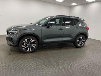 2026 Volvo XC40 B5 AWD Ultra