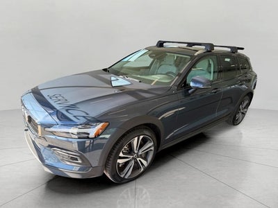 2026 Volvo V60 Cross Country B5 AWD Plus