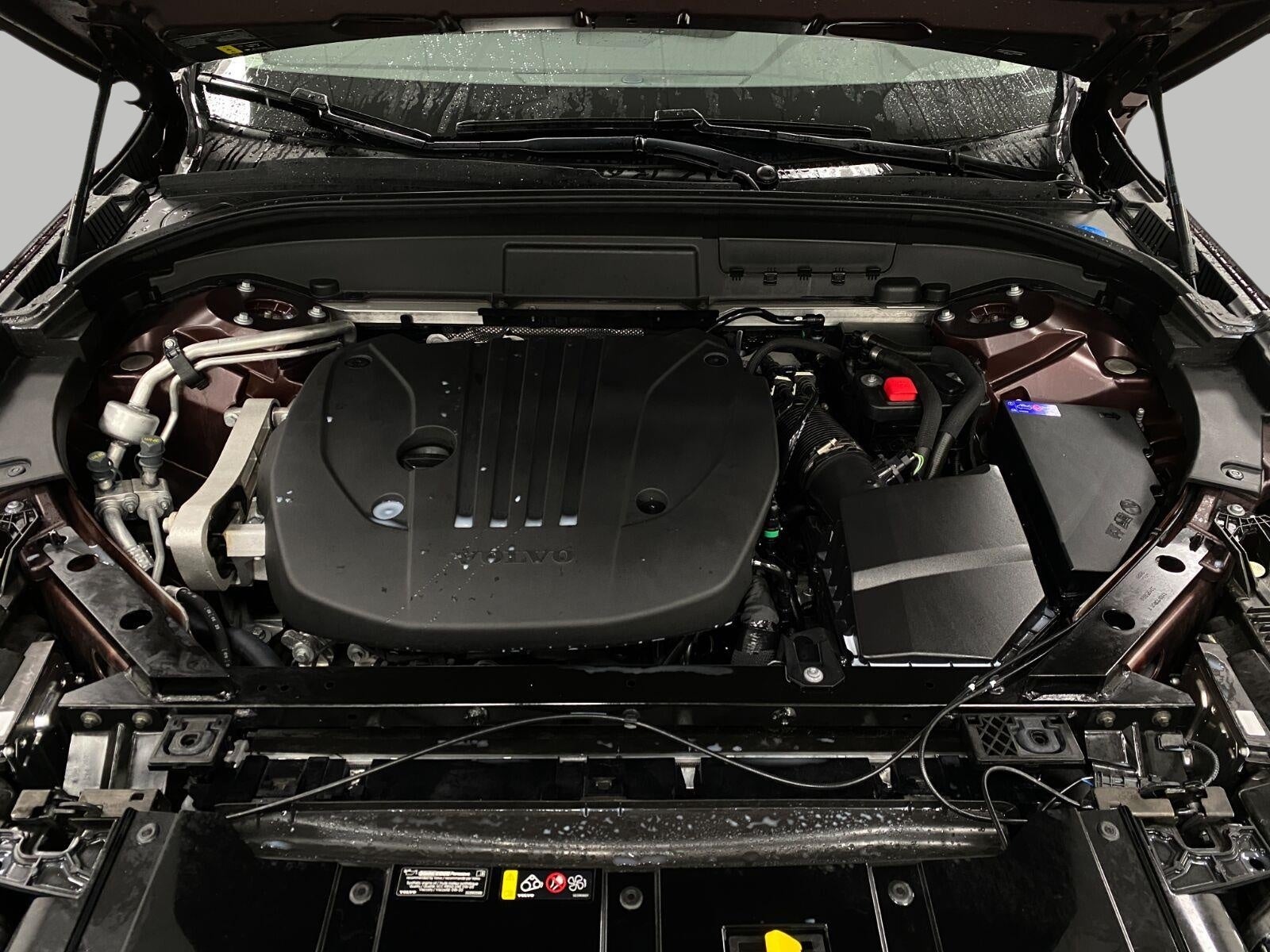 2026 Volvo XC60 B5 AWD Plus