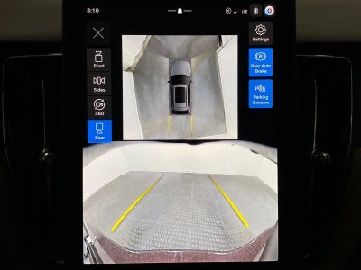 2026 Volvo XC60 B5 AWD Plus
