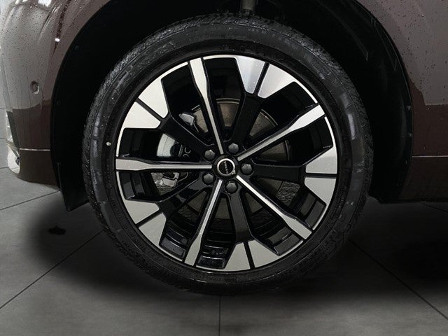 2026 Volvo XC60 B5 AWD Plus