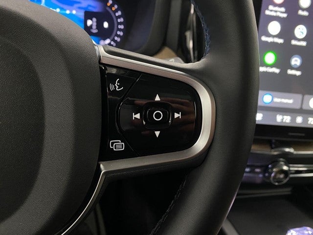 2026 Volvo XC60 B5 AWD Plus