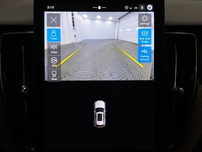 2026 Volvo XC60 B5 AWD Plus