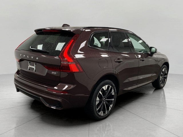 2026 Volvo XC60 B5 AWD Plus