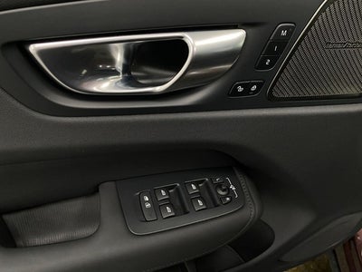 2026 Volvo XC60 B5 AWD Plus