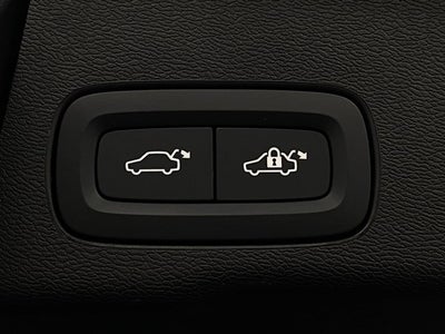 2026 Volvo XC60 B5 AWD Plus