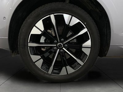 2026 Volvo XC60 B5 AWD Plus