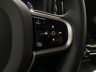 2026 Volvo XC60 B5 AWD Plus