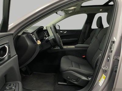 2026 Volvo XC60 B5 AWD Plus