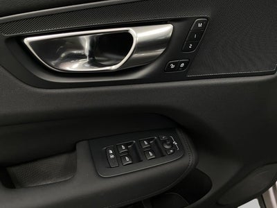 2026 Volvo XC60 B5 AWD Plus