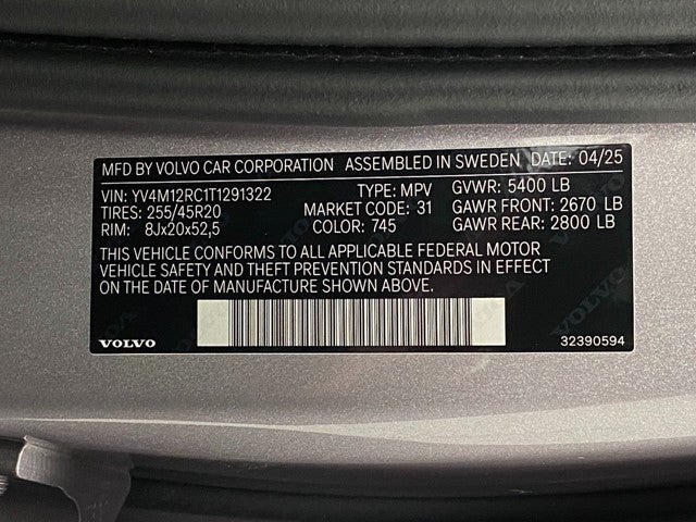 2026 Volvo XC60 B5 AWD Plus