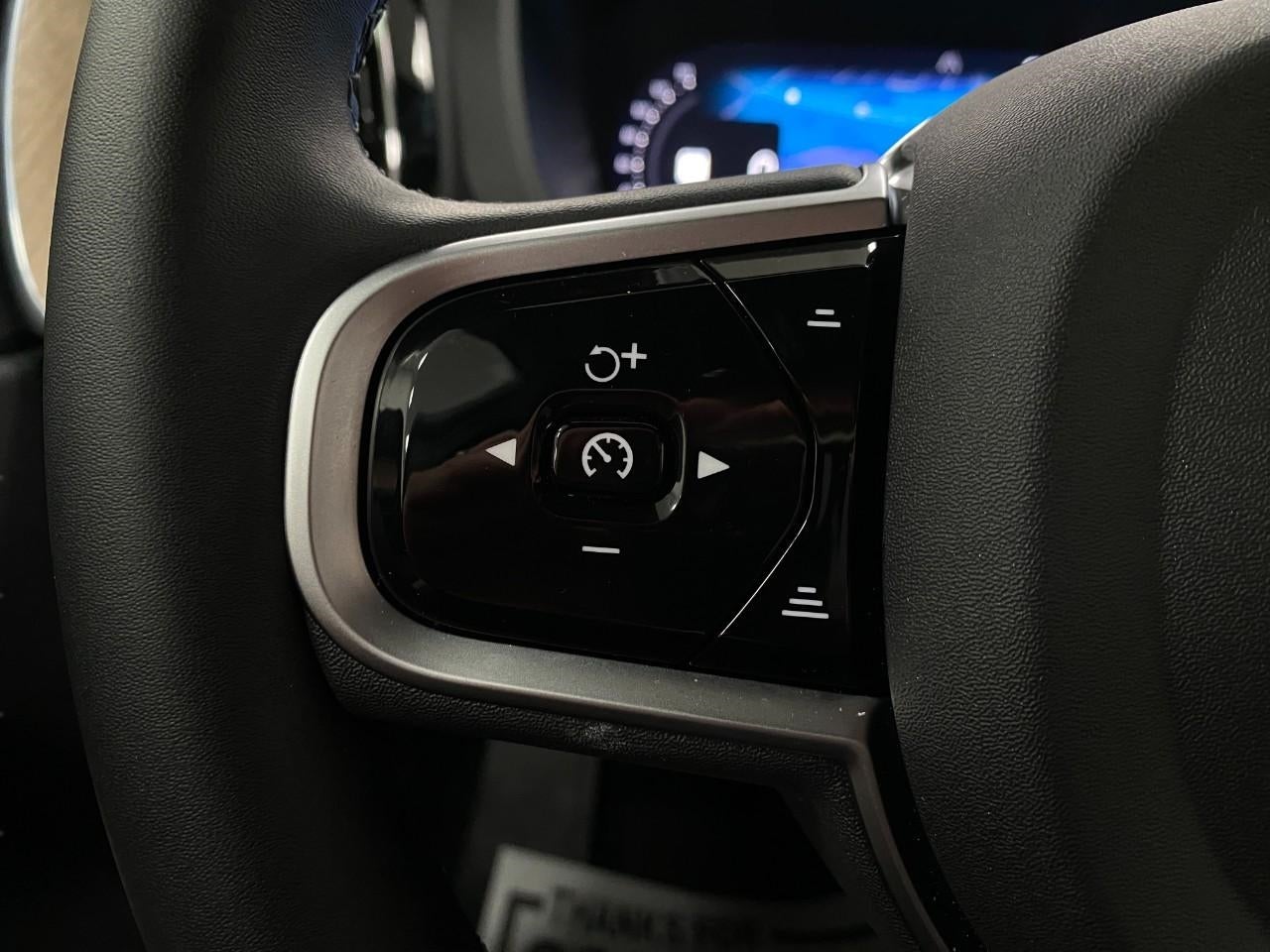 2026 Volvo XC60 B5 AWD Plus
