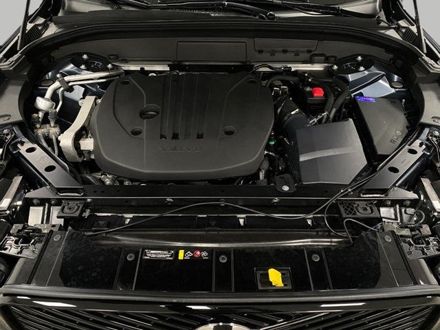 2026 Volvo XC60 B5 AWD Plus