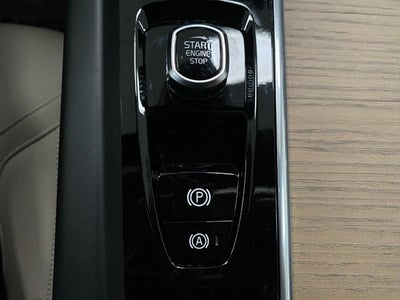2026 Volvo XC60 B5 AWD Plus