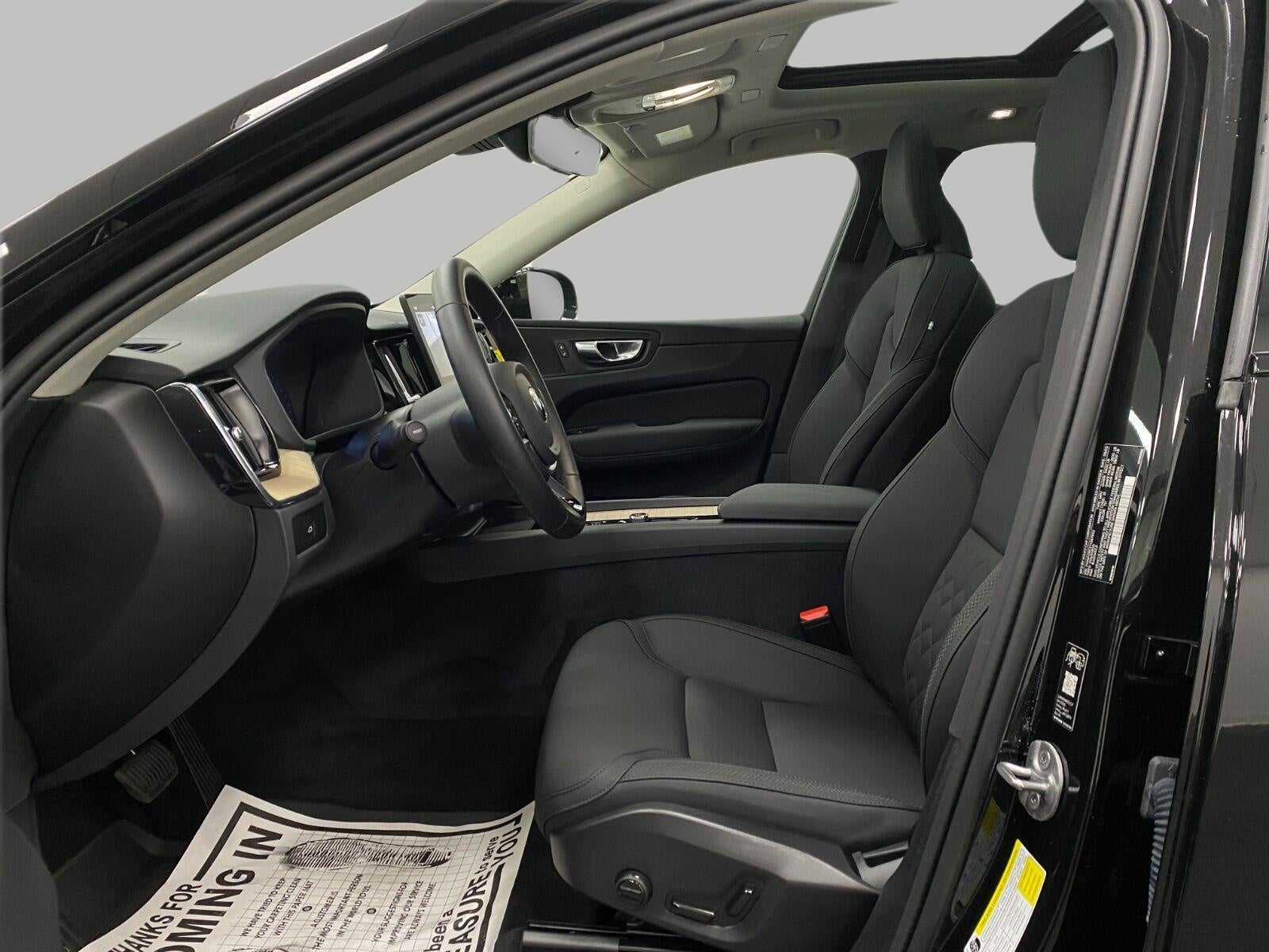 2026 Volvo XC60 B5 AWD Plus