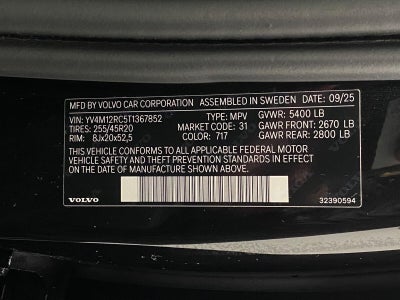 2026 Volvo XC60 B5 AWD Plus