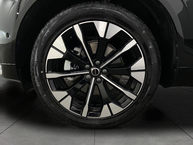 2026 Volvo XC60 B5 AWD Plus