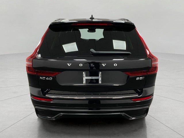 2026 Volvo XC60 B5 AWD Plus
