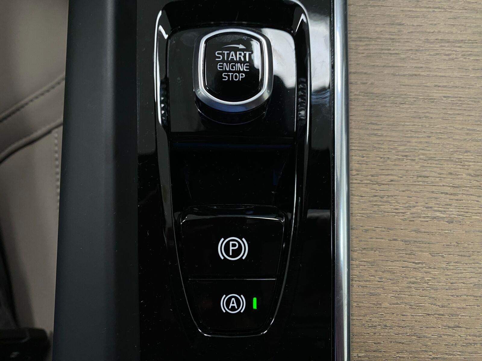 2026 Volvo XC60 B5 AWD Plus