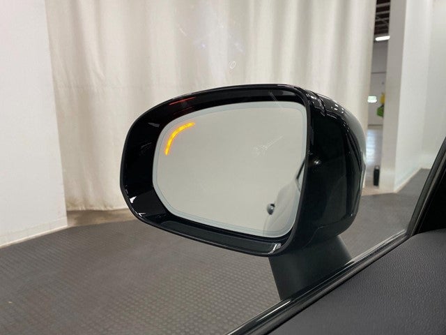 2026 Volvo XC60 B5 AWD Plus
