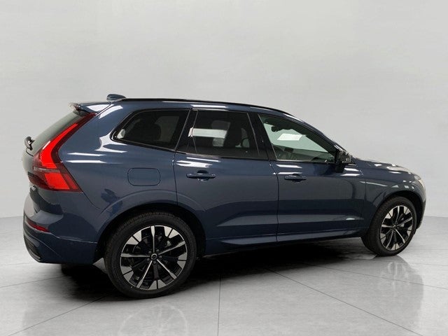2026 Volvo XC60 B5 AWD Plus