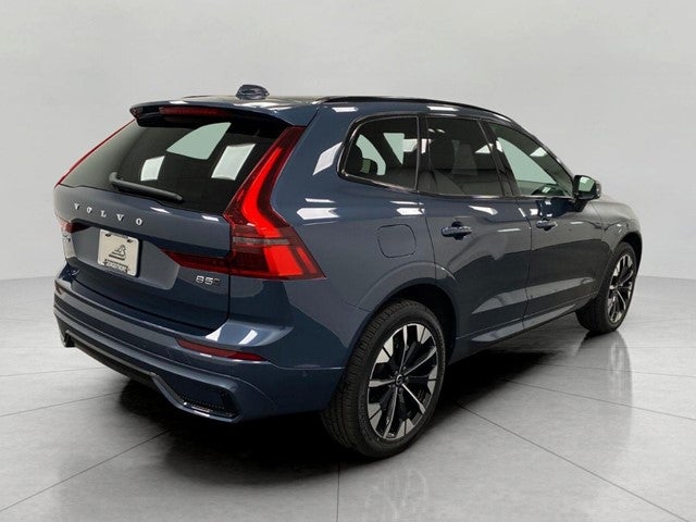 2026 Volvo XC60 B5 AWD Plus