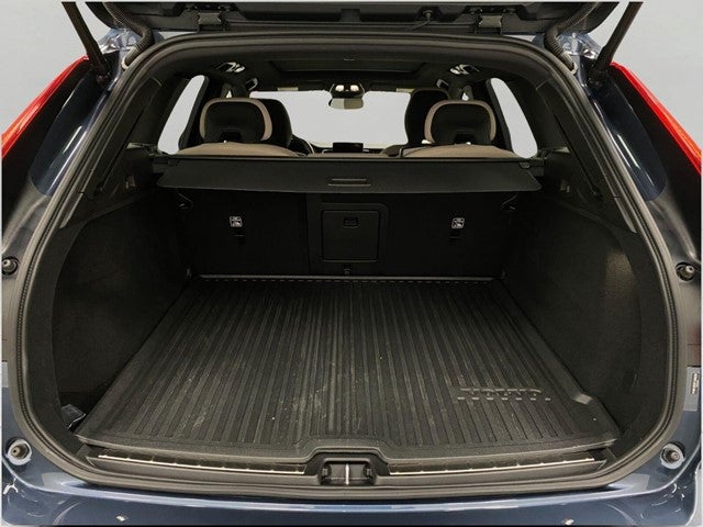 2026 Volvo XC60 B5 AWD Plus