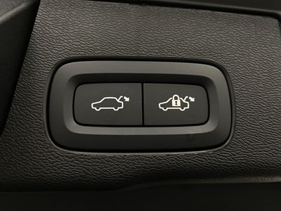 2026 Volvo XC60 B5 AWD Plus