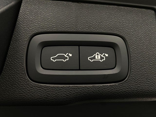 2026 Volvo XC60 B5 AWD Plus
