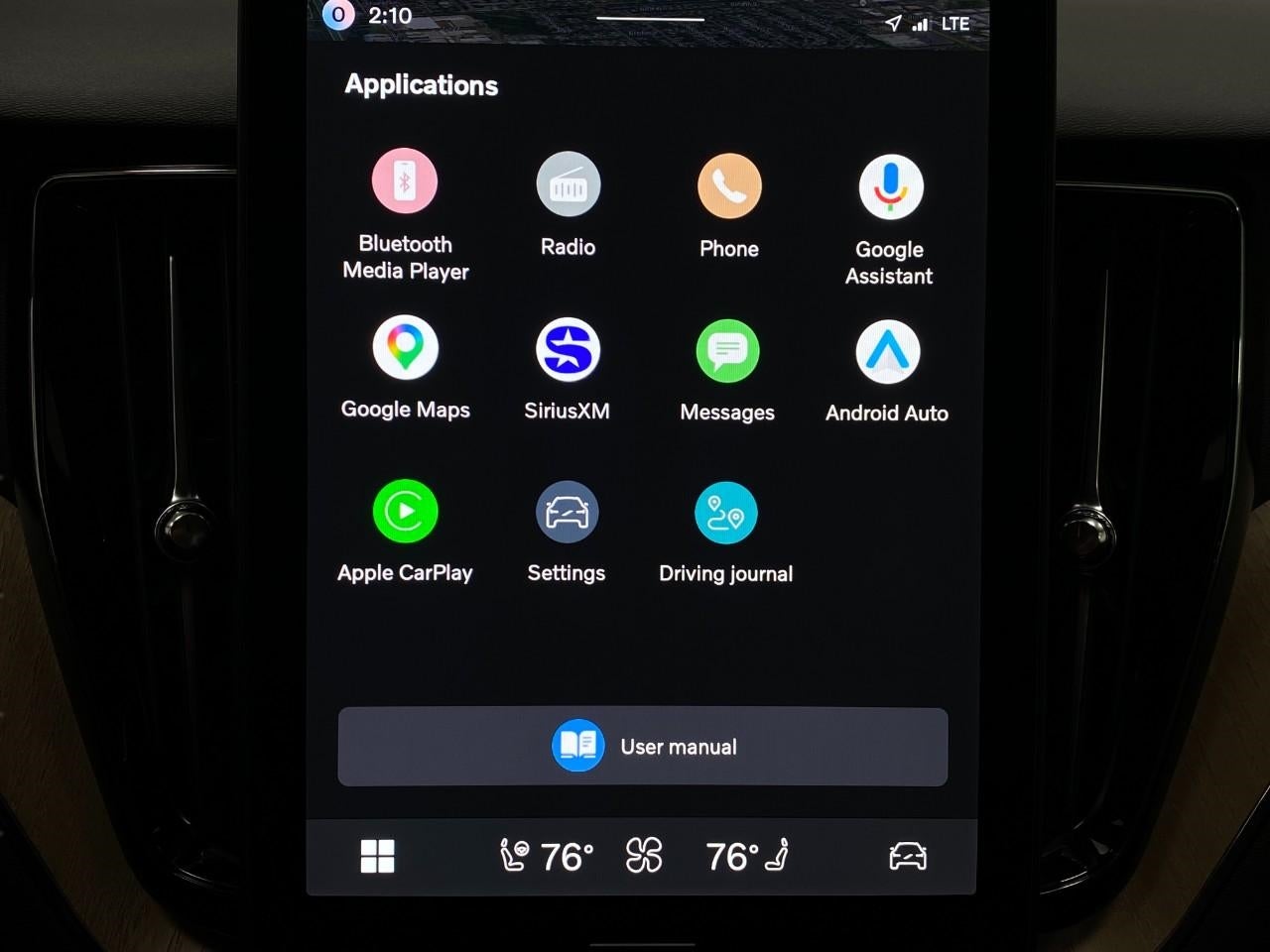 2026 Volvo XC60 B5 AWD Plus