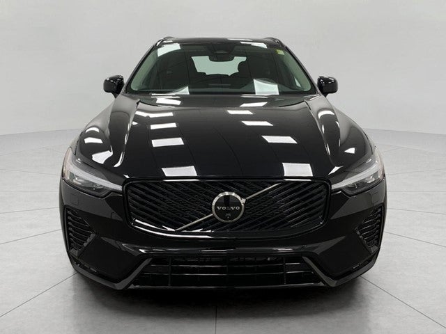 2026 Volvo XC60 B5 AWD Plus