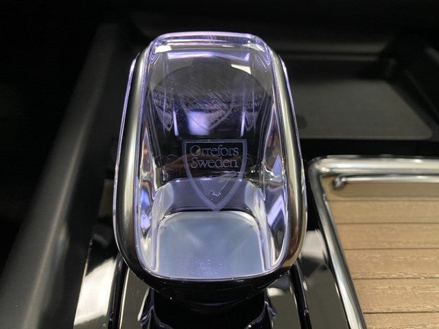 2026 Volvo XC60 B5 AWD Plus