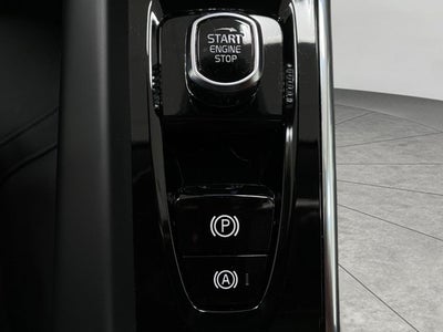 2026 Volvo XC60 B5 AWD Plus