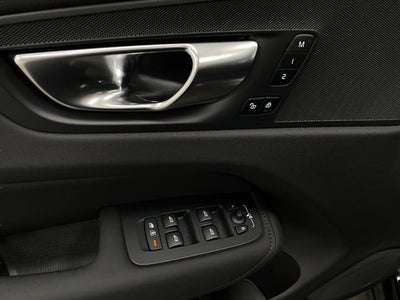 2026 Volvo XC60 B5 AWD Plus