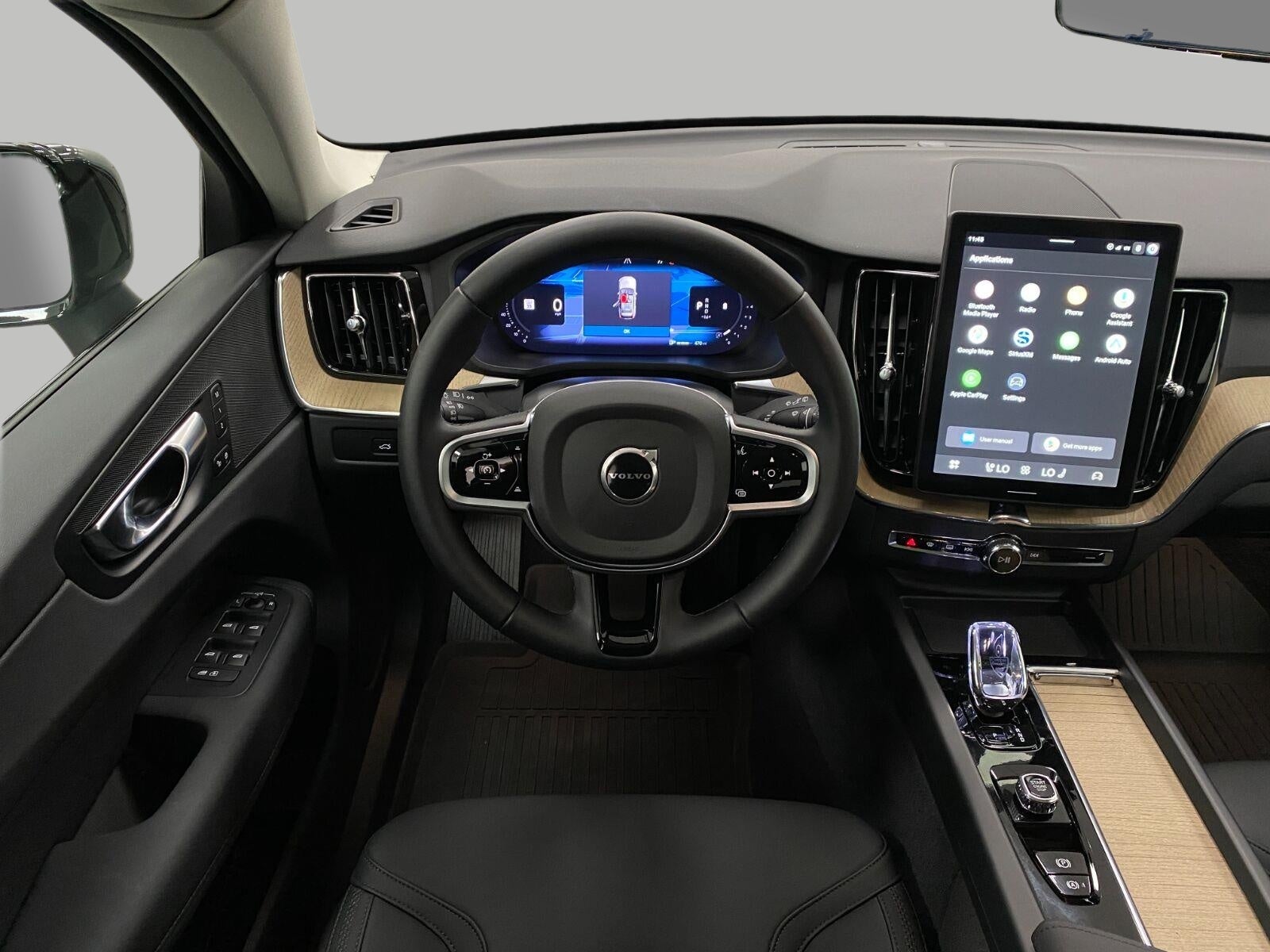 2026 Volvo XC60 B5 AWD Core