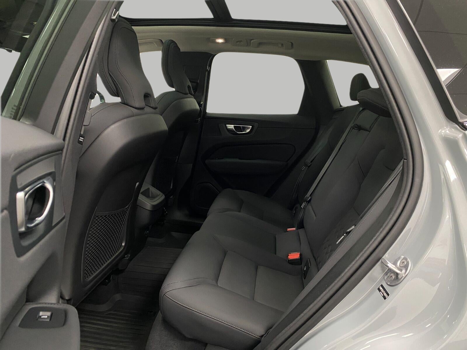 2026 Volvo XC60 B5 AWD Core