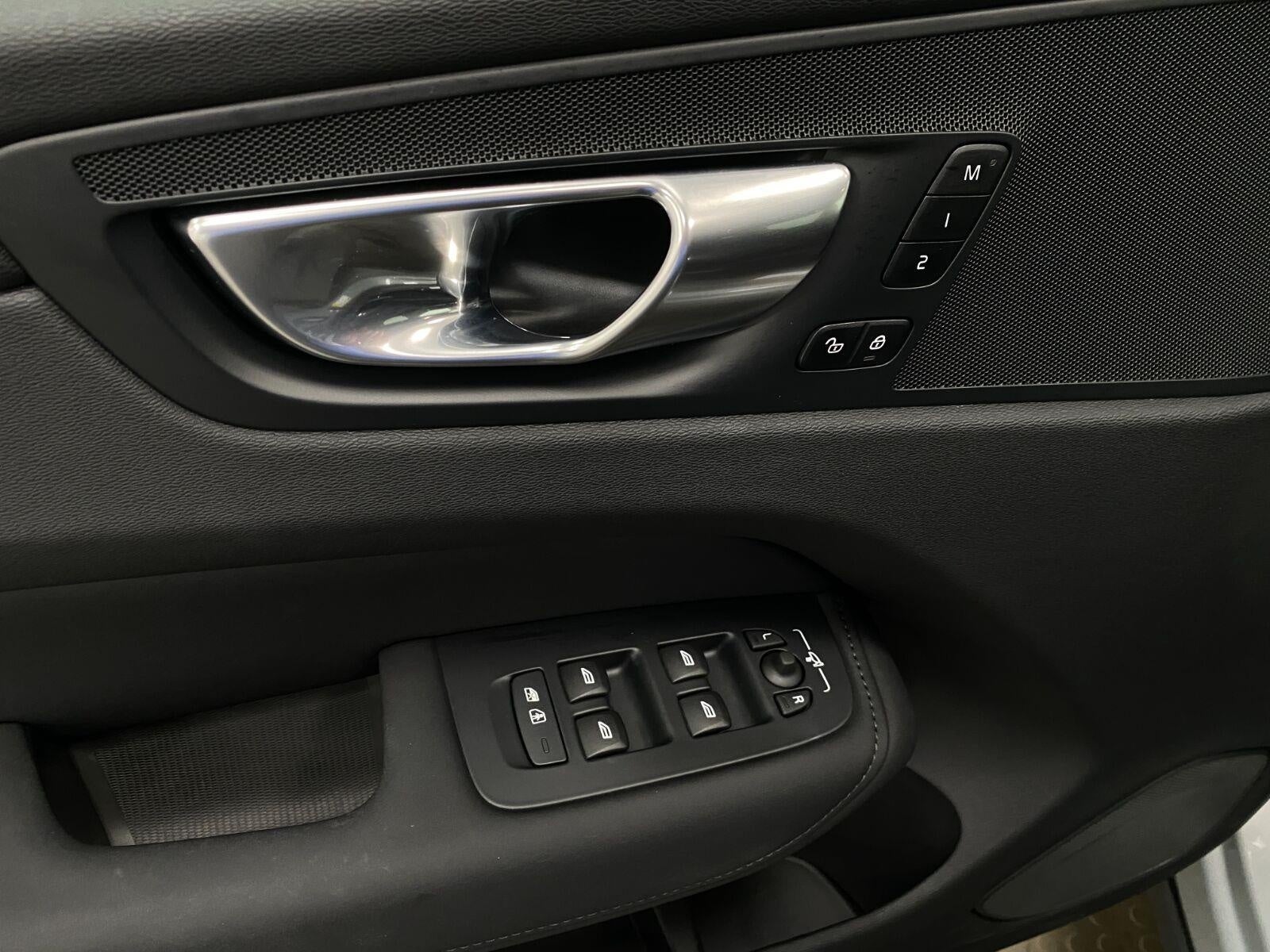 2026 Volvo XC60 B5 AWD Core