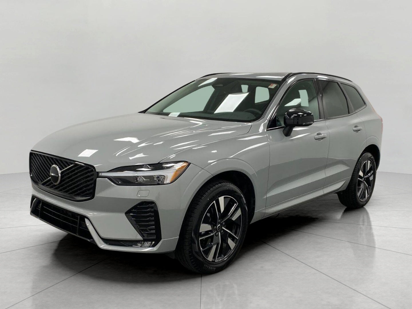 2026 Volvo XC60 B5 AWD Core