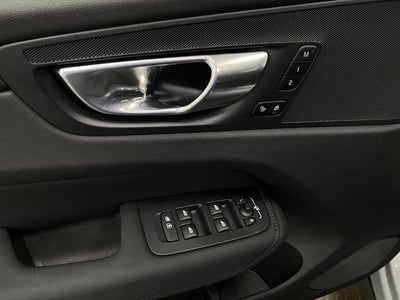 2026 Volvo XC60 B5 AWD Core