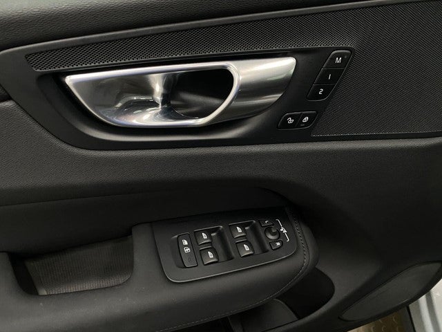 2026 Volvo XC60 B5 AWD Core